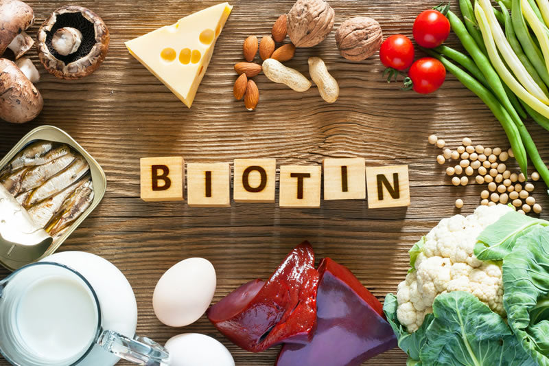 Biotina: Para qué sirve y cómo tomarla correctamente para el cabello, uñas y piel